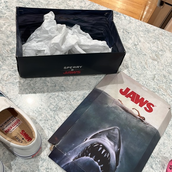 Jaws Sperry Slip Ons - Picture 7 of 8